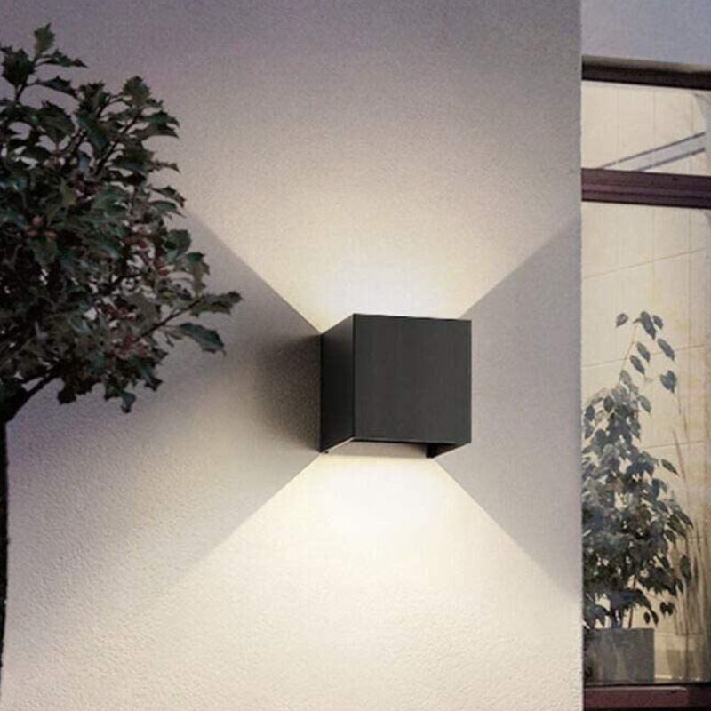 Vegglampe LED IP65 – Moderne utendørslampe