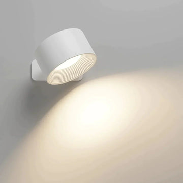 Vegglampe i tre LED – 360° roterbar og berøringsstyrt